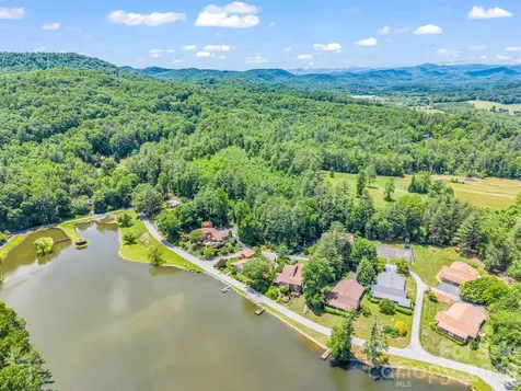 117 Willow Way Hendersonville NC 28739