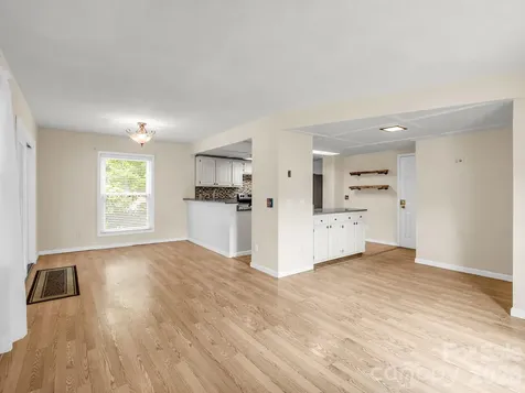 117 Willow Way Hendersonville NC 28739