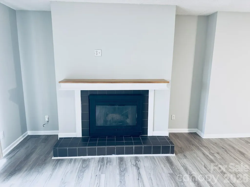 9039 J M Keynes Drive Charlotte NC 28262