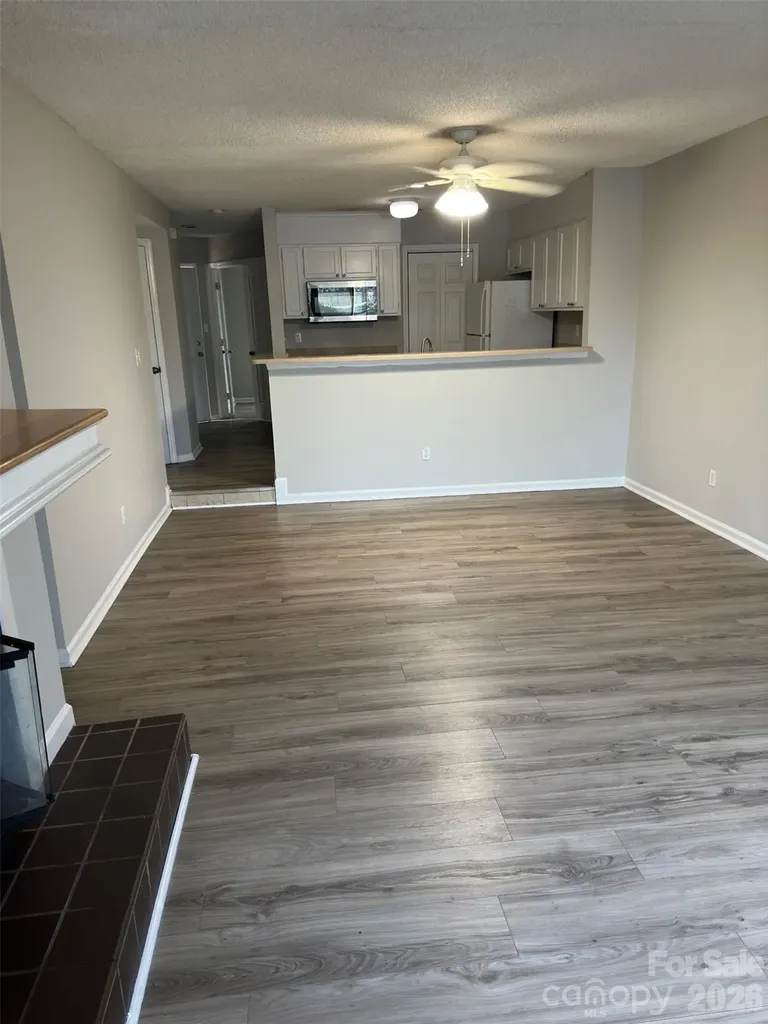 9039 J M Keynes Drive Charlotte NC 28262