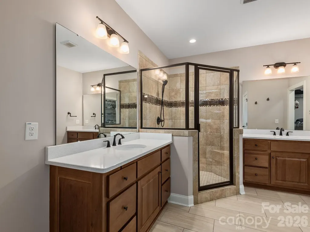 4 Farm Pond Lane Candler NC 28715
