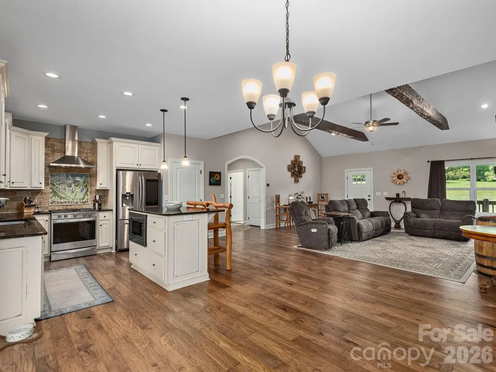 4 Farm Pond Lane Candler NC 28715