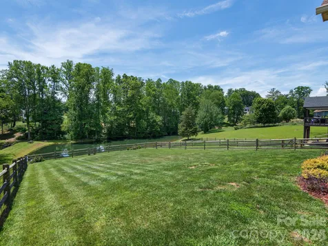 4 Farm Pond Lane Candler NC 28715