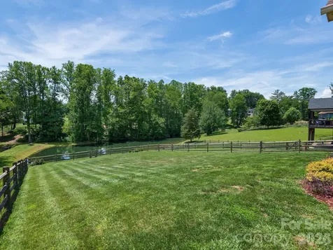 4 Farm Pond Lane Candler NC 28715