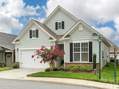 743 Summerfield Place Flat Rock NC 28731