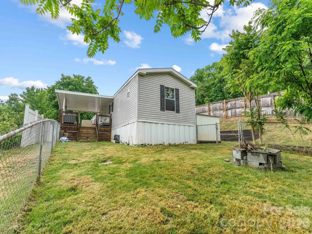 15 Spring Street Candler NC 28715