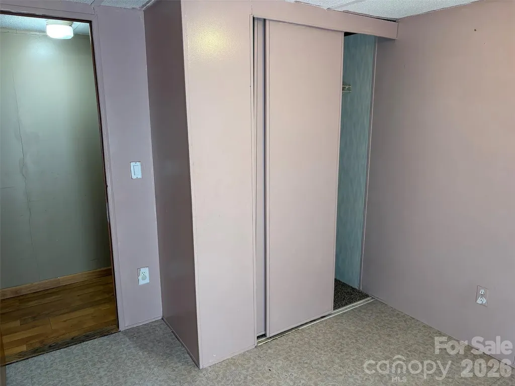 15 Spring Street Candler NC 28715