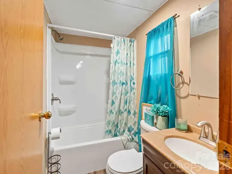 15 Spring Street Candler NC 28715