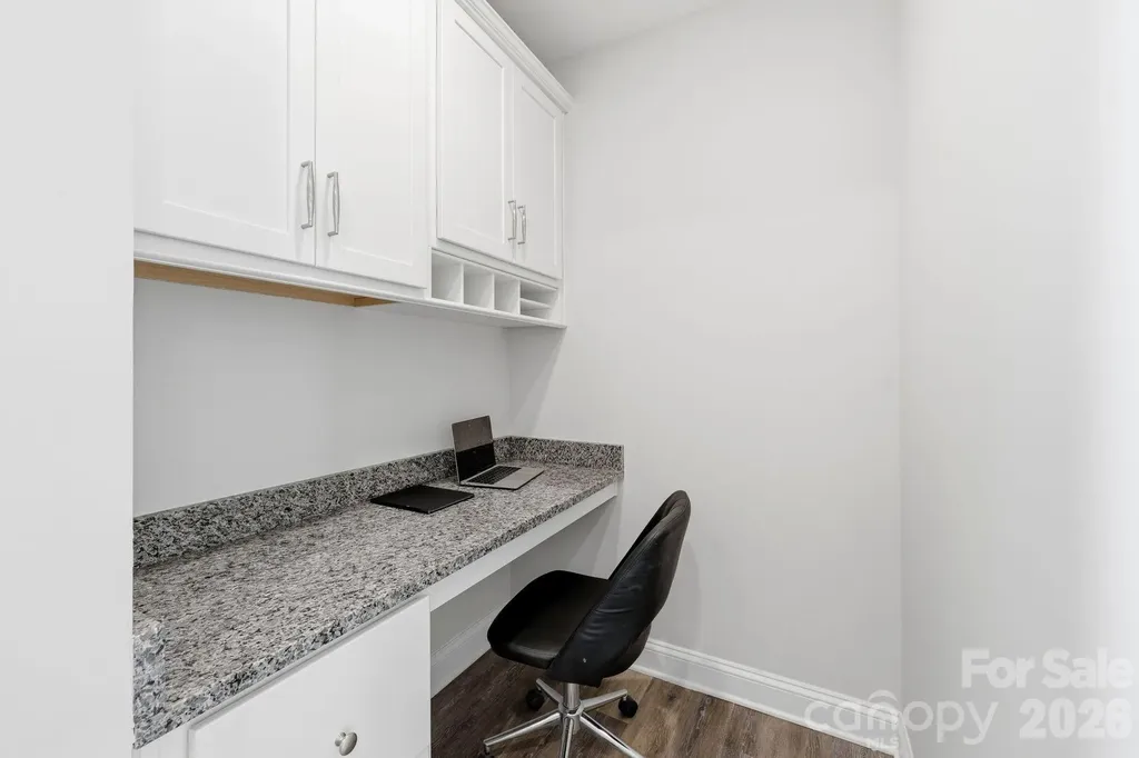 5036 David Cox Road Charlotte NC 28269
