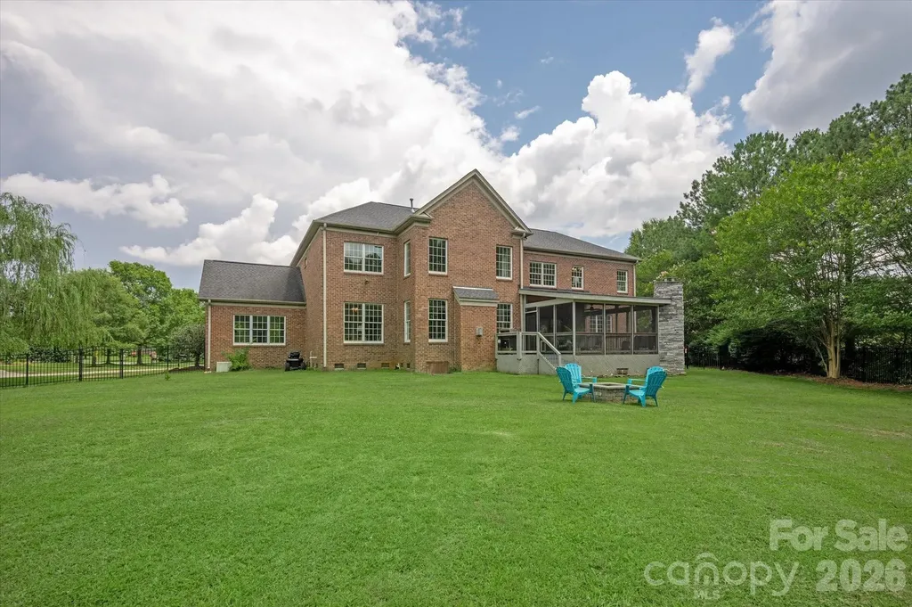 201 Kindling Wood Lane Waxhaw NC 28173