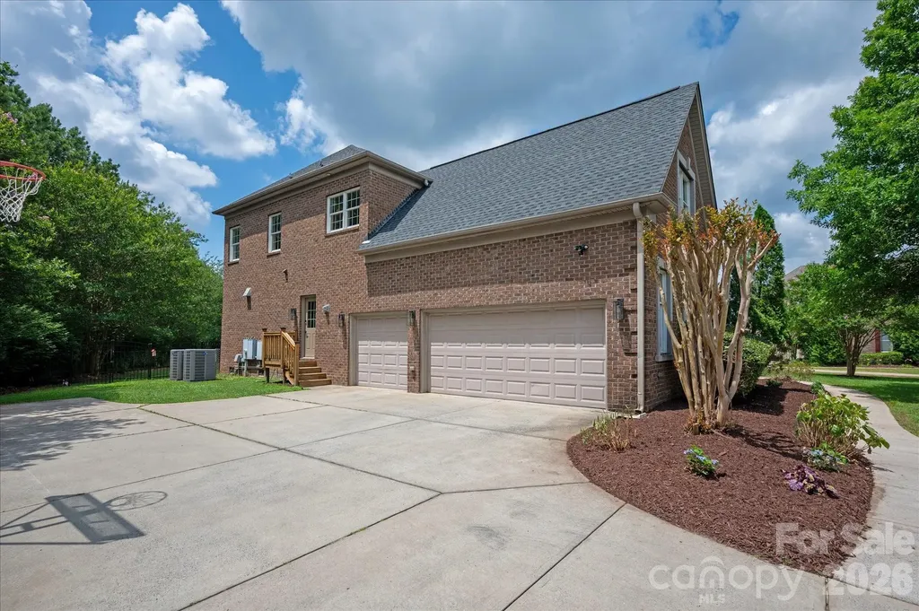 201 Kindling Wood Lane Waxhaw NC 28173
