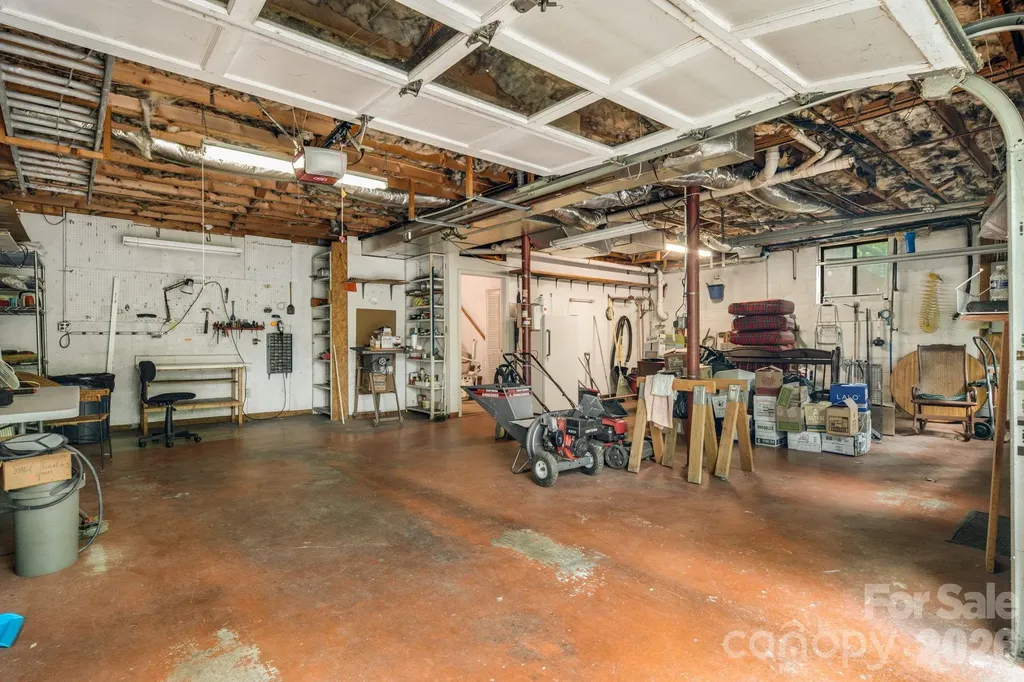 636 Goldview Drive Hendersonville NC 28791