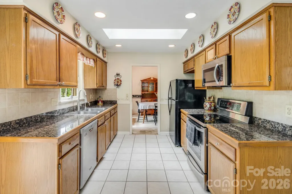 636 Goldview Drive Hendersonville NC 28791