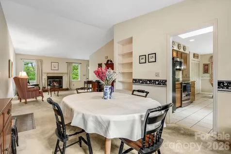 636 Goldview Drive Hendersonville NC 28791