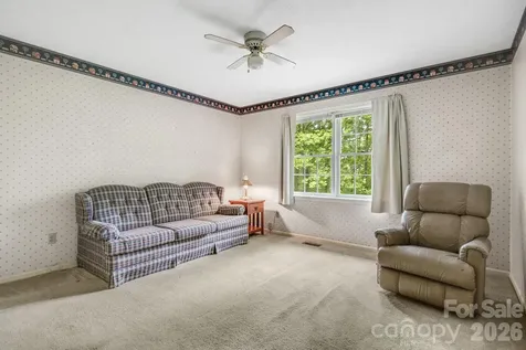 636 Goldview Drive Hendersonville NC 28791