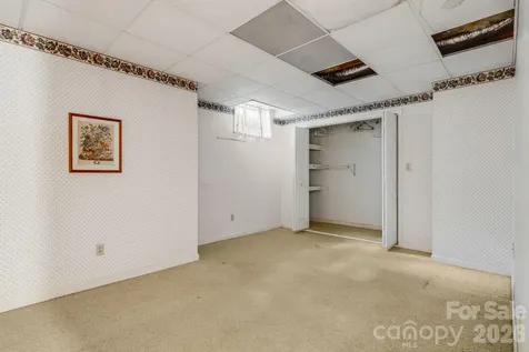 636 Goldview Drive Hendersonville NC 28791