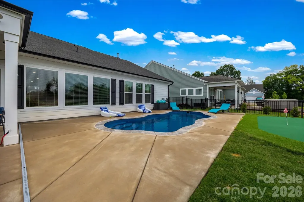 3129 Gavin Lane Harrisburg NC 28075