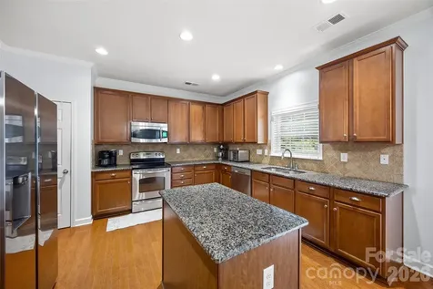 5093 Gladiola Way Tega Cay SC 29708