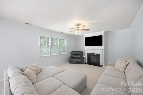 5093 Gladiola Way Tega Cay SC 29708