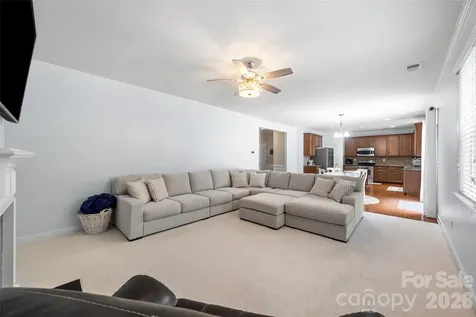 5093 Gladiola Way Tega Cay SC 29708