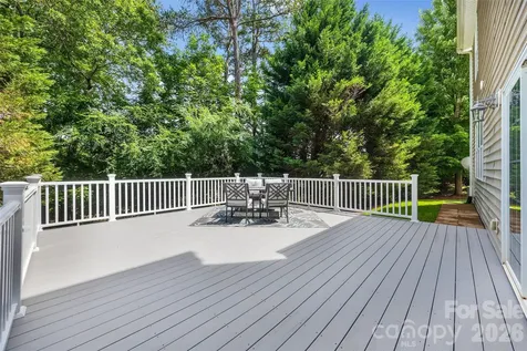 5093 Gladiola Way Tega Cay SC 29708