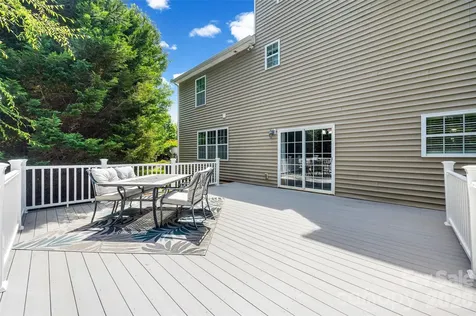 5093 Gladiola Way Tega Cay SC 29708