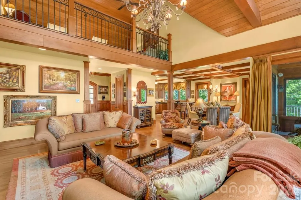 847 Old Orchard Road Blowing Rock NC 28605
