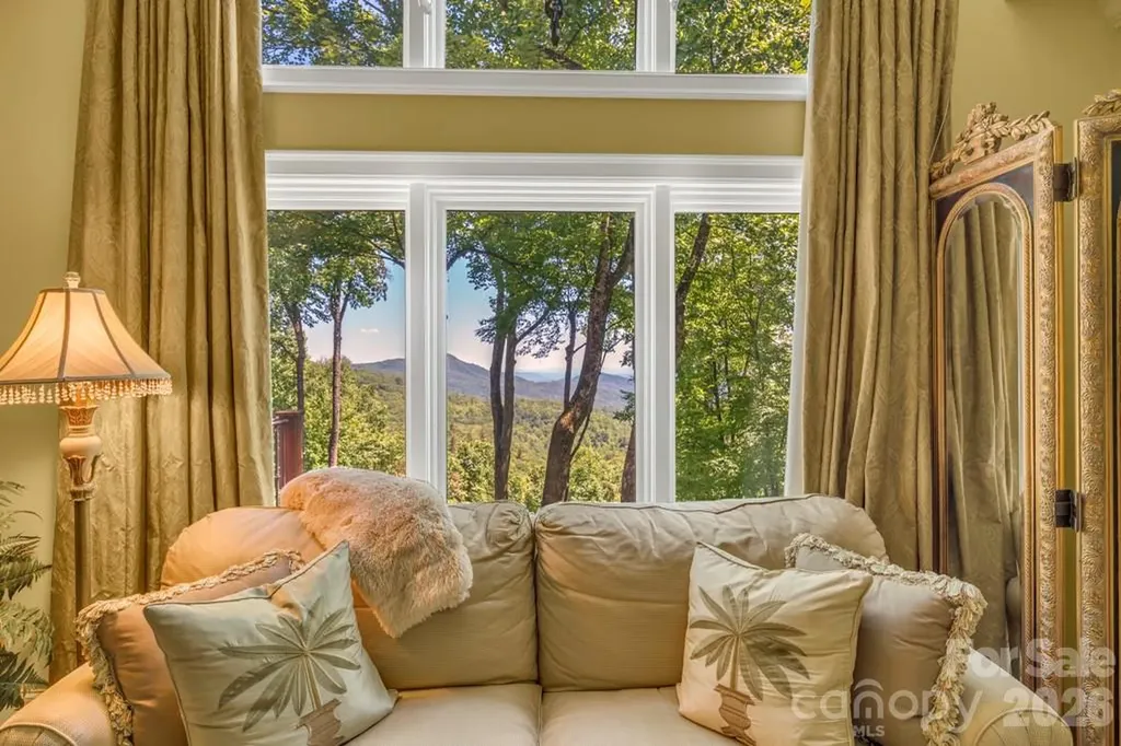 847 Old Orchard Road Blowing Rock NC 28605