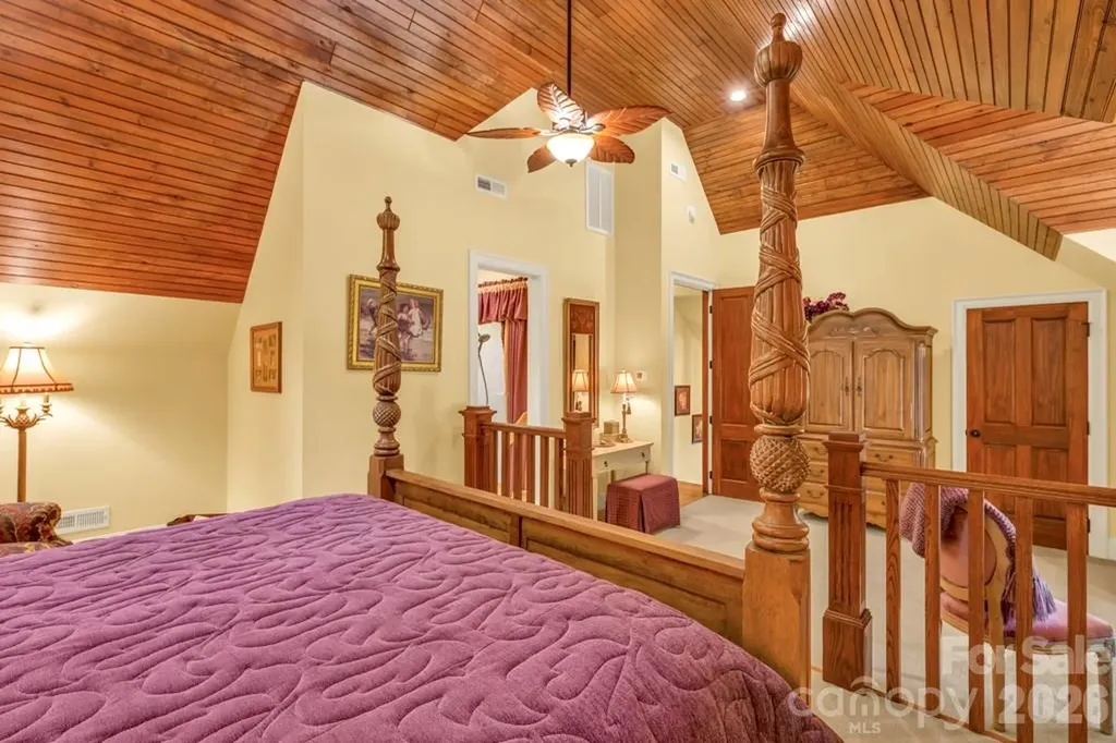 847 Old Orchard Road Blowing Rock NC 28605