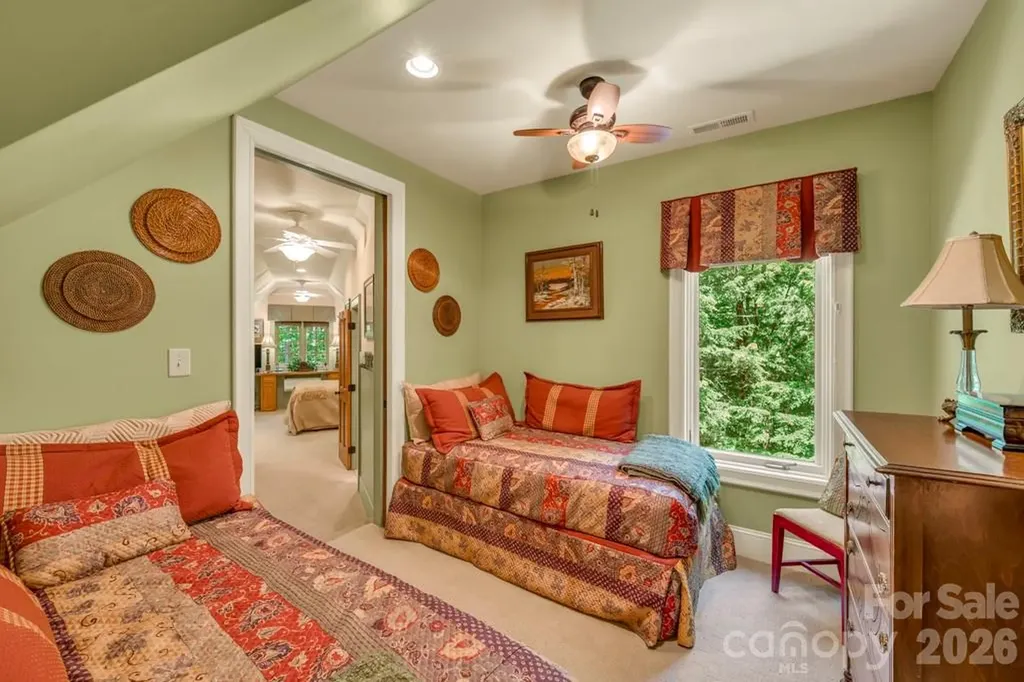 847 Old Orchard Road Blowing Rock NC 28605