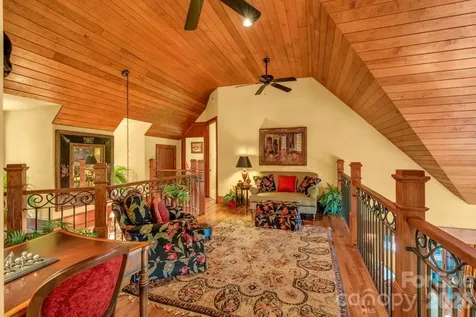 847 Old Orchard Road Blowing Rock NC 28605