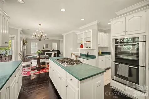 232 40th Avenue Drive NW Hickory NC 28601