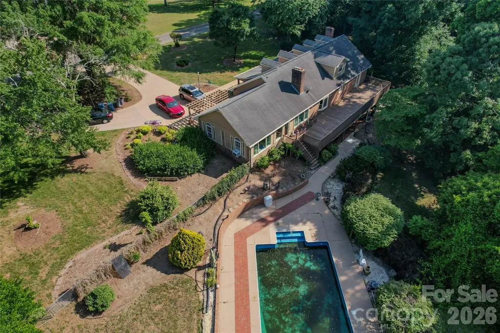 204 Old Stagecoach Road Lawndale NC 28090