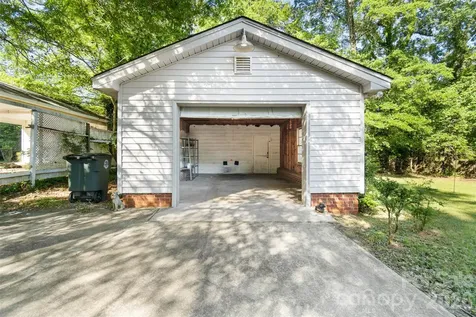 1404 Berry Street Wadesboro NC 28170