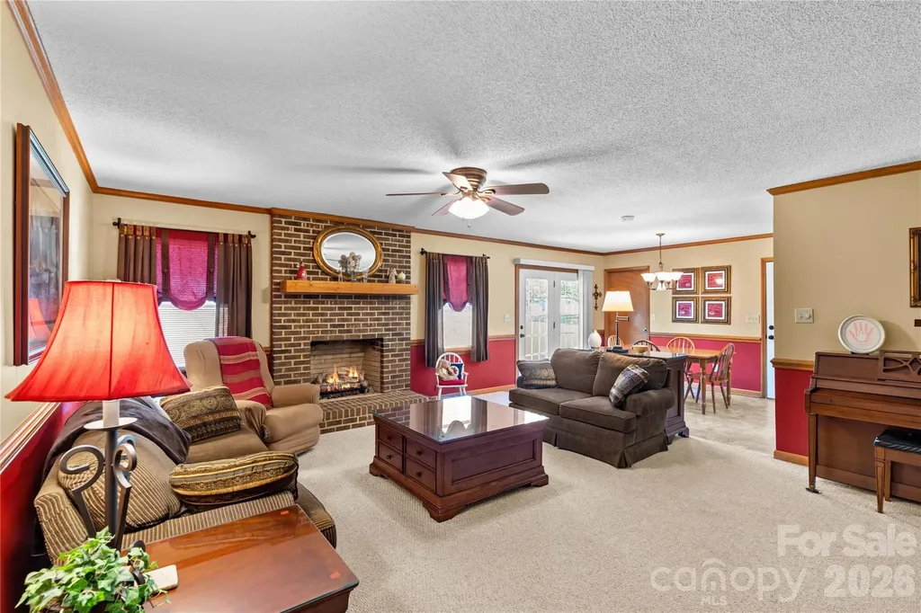158 Bonnie Lane Statesville NC 28625