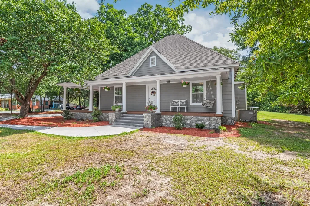 243 S Main Street Wingate NC 28174
