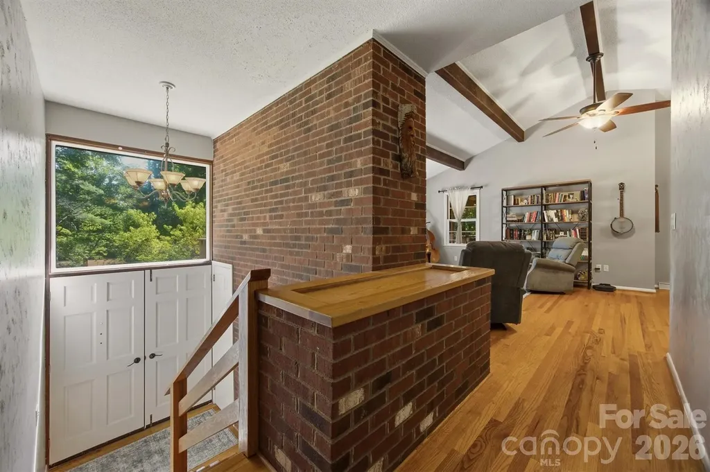 1125 Brockmore Drive Lenoir NC 28645