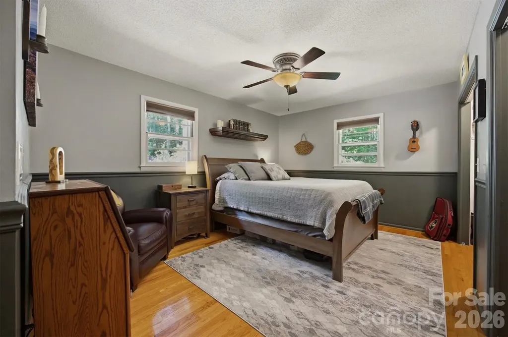 1125 Brockmore Drive Lenoir NC 28645