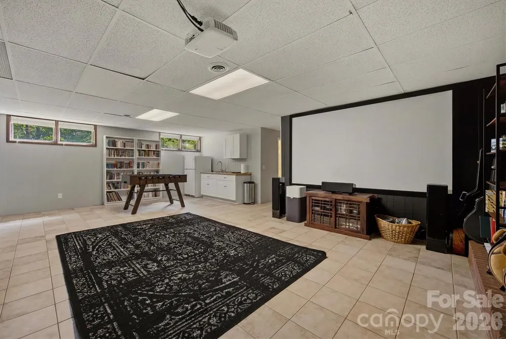 1125 Brockmore Drive Lenoir NC 28645