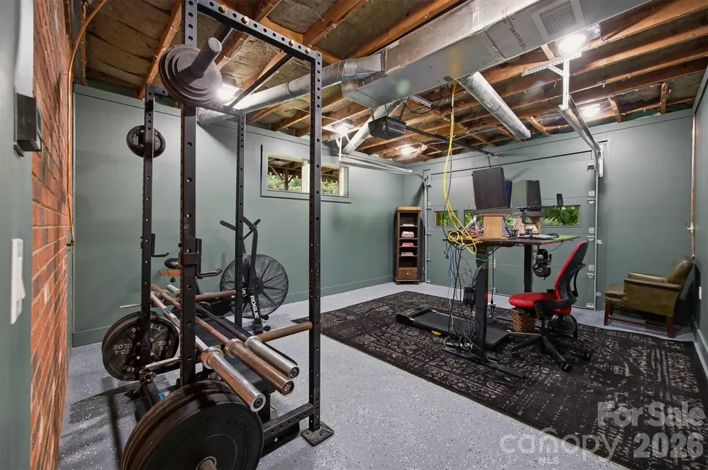 1125 Brockmore Drive Lenoir NC 28645