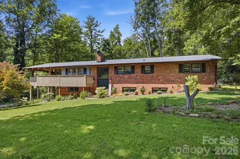 1125 Brockmore Drive Lenoir NC 28645