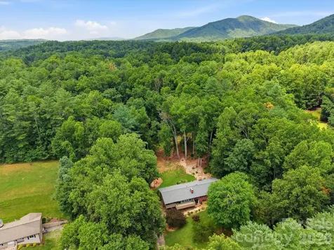 1125 Brockmore Drive Lenoir NC 28645