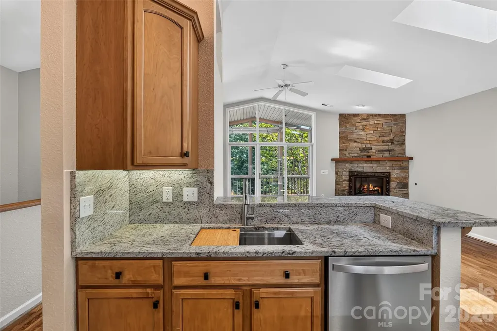 51 Duya Court Brevard NC 28712