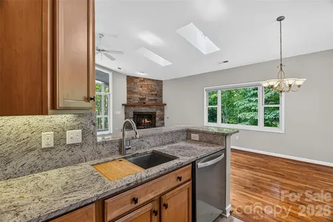 51 Duya Court Brevard NC 28712