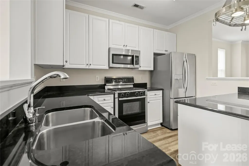 567 E 9th Street Charlotte NC 28202