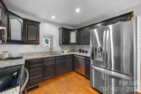 7057 Mariners Court Tega Cay SC 29708