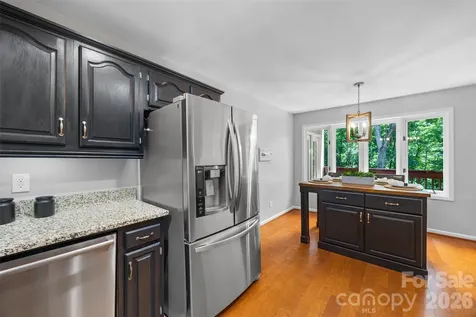7057 Mariners Court Tega Cay SC 29708