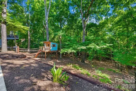 7057 Mariners Court Tega Cay SC 29708