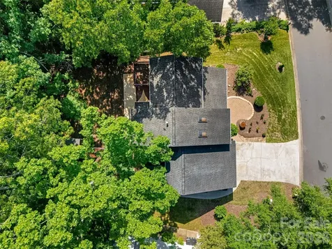 7057 Mariners Court Tega Cay SC 29708