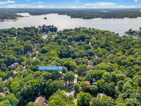 7057 Mariners Court Tega Cay SC 29708